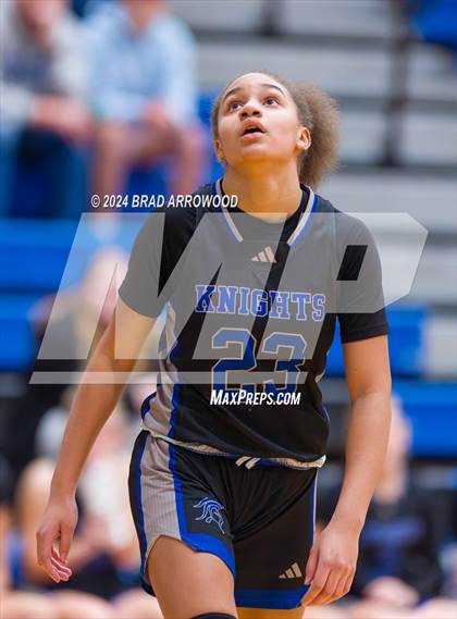 Thumbnail 1 in North Lincoln vs. Hickory Ridge (Phenom Lakesgiving) photogallery.