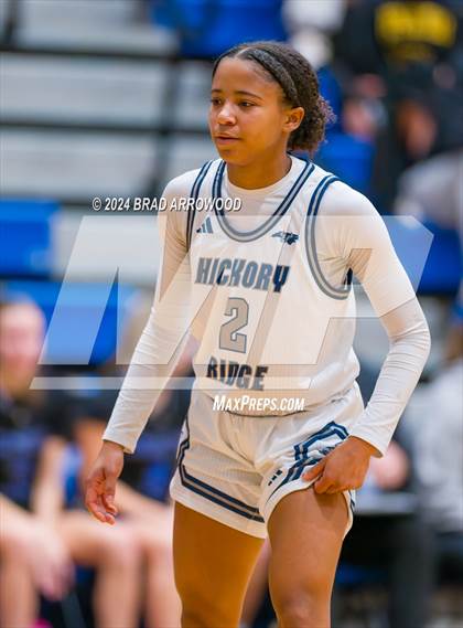 Thumbnail 1 in North Lincoln vs. Hickory Ridge (Phenom Lakesgiving) photogallery.