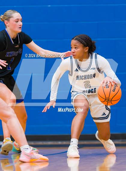 Thumbnail 2 in North Lincoln vs. Hickory Ridge (Phenom Lakesgiving) photogallery.