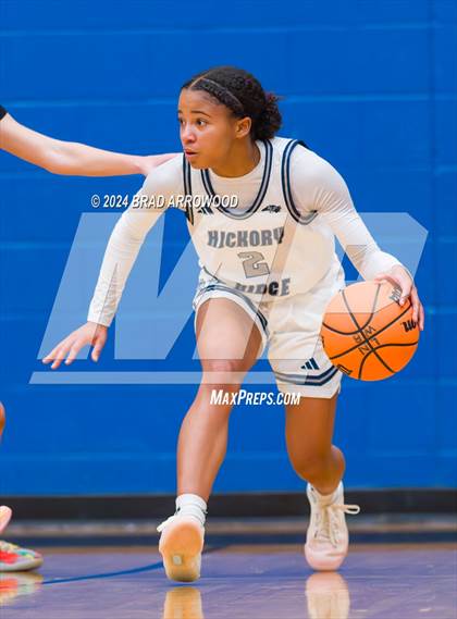 Thumbnail 1 in North Lincoln vs. Hickory Ridge (Phenom Lakesgiving) photogallery.