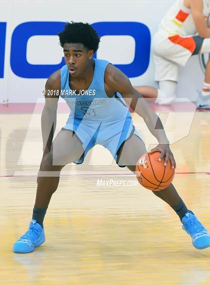 Thumbnail 1 in Corona del Sol vs. Eleanor Roosevelt (Hoophall West Tournament) photogallery.