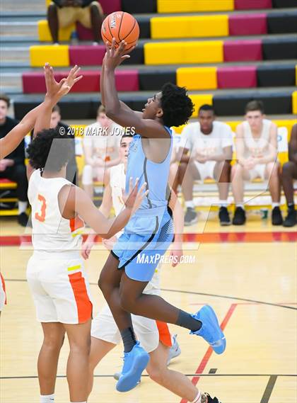 Thumbnail 1 in Corona del Sol vs. Eleanor Roosevelt (Hoophall West Tournament) photogallery.