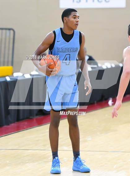 Thumbnail 1 in Corona del Sol vs. Eleanor Roosevelt (Hoophall West Tournament) photogallery.