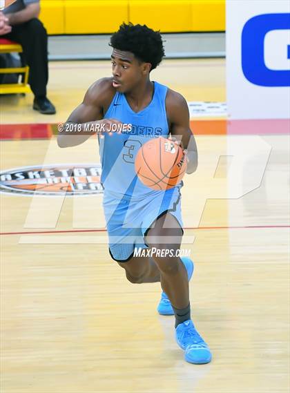 Thumbnail 2 in Corona del Sol vs. Eleanor Roosevelt (Hoophall West Tournament) photogallery.