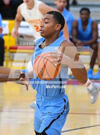 Thumbnail 1 in Corona del Sol vs. Eleanor Roosevelt (Hoophall West Tournament) photogallery.