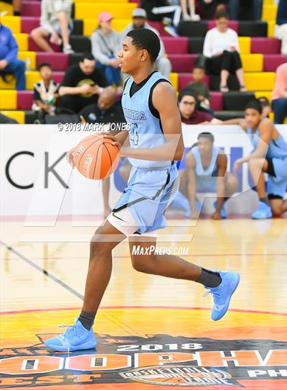Thumbnail 2 in Corona del Sol vs. Eleanor Roosevelt (Hoophall West Tournament) photogallery.