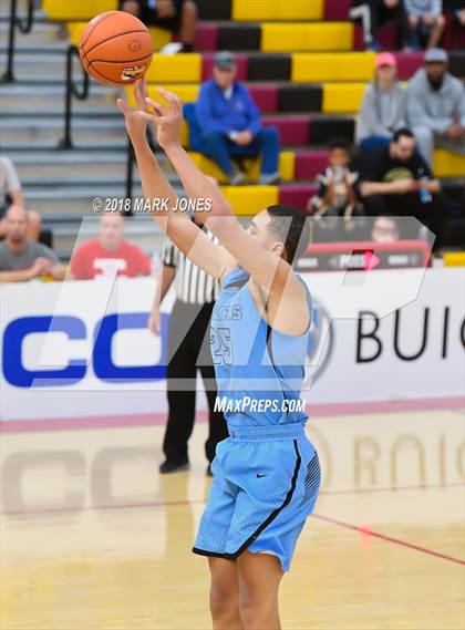 Thumbnail 2 in Corona del Sol vs. Eleanor Roosevelt (Hoophall West Tournament) photogallery.