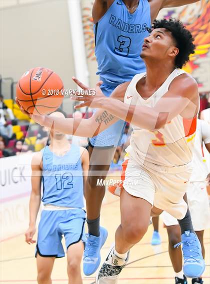 Thumbnail 2 in Corona del Sol vs. Eleanor Roosevelt (Hoophall West Tournament) photogallery.