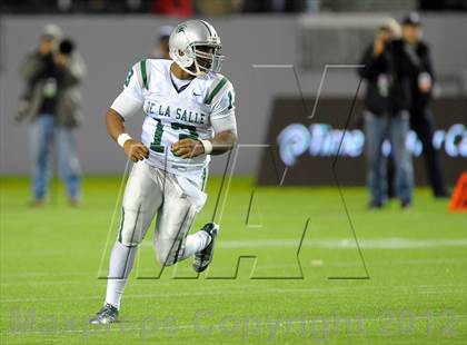 Thumbnail 1 in De La Salle vs. Centennial (CIF State Open Division Final) photogallery.
