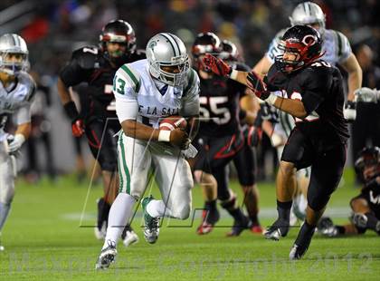 Thumbnail 1 in De La Salle vs. Centennial (CIF State Open Division Final) photogallery.