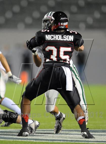 Thumbnail 3 in De La Salle vs. Centennial (CIF State Open Division Final) photogallery.