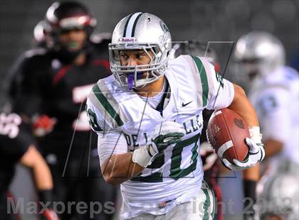 Thumbnail 2 in De La Salle vs. Centennial (CIF State Open Division Final) photogallery.
