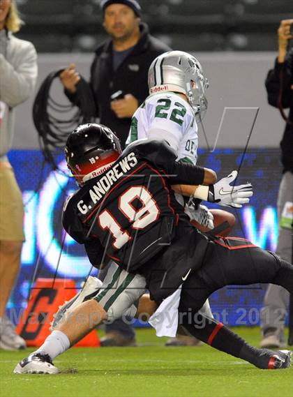 Thumbnail 3 in De La Salle vs. Centennial (CIF State Open Division Final) photogallery.