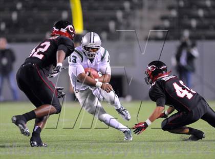 Thumbnail 2 in De La Salle vs. Centennial (CIF State Open Division Final) photogallery.