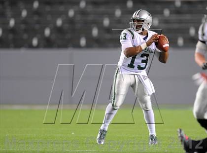 Thumbnail 1 in De La Salle vs. Centennial (CIF State Open Division Final) photogallery.