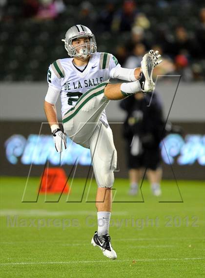 Thumbnail 2 in De La Salle vs. Centennial (CIF State Open Division Final) photogallery.