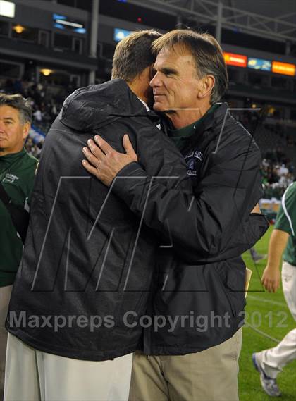 Thumbnail 2 in De La Salle vs. Centennial (CIF State Open Division Final) photogallery.