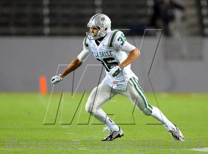 Thumbnail 3 in De La Salle vs. Centennial (CIF State Open Division Final) photogallery.