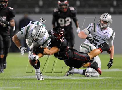Thumbnail 2 in De La Salle vs. Centennial (CIF State Open Division Final) photogallery.