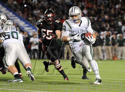 Thumbnail 3 in De La Salle vs. Centennial (CIF State Open Division Final) photogallery.