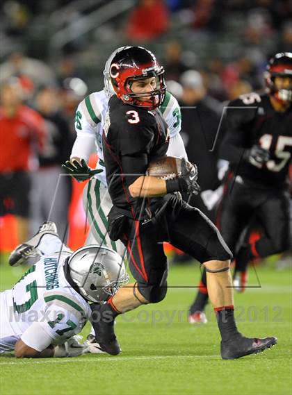 Thumbnail 3 in De La Salle vs. Centennial (CIF State Open Division Final) photogallery.