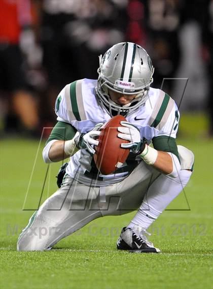 Thumbnail 2 in De La Salle vs. Centennial (CIF State Open Division Final) photogallery.