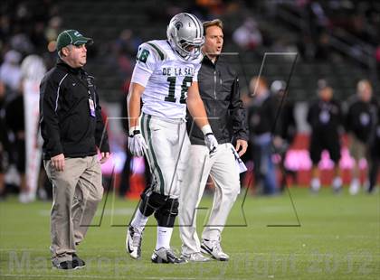Thumbnail 2 in De La Salle vs. Centennial (CIF State Open Division Final) photogallery.