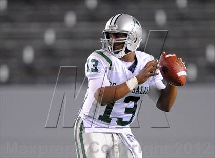 Thumbnail 1 in De La Salle vs. Centennial (CIF State Open Division Final) photogallery.