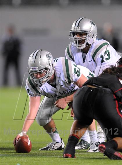 Thumbnail 3 in De La Salle vs. Centennial (CIF State Open Division Final) photogallery.