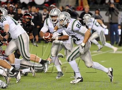 Thumbnail 3 in De La Salle vs. Centennial (CIF State Open Division Final) photogallery.
