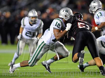 Thumbnail 2 in De La Salle vs. Centennial (CIF State Open Division Final) photogallery.