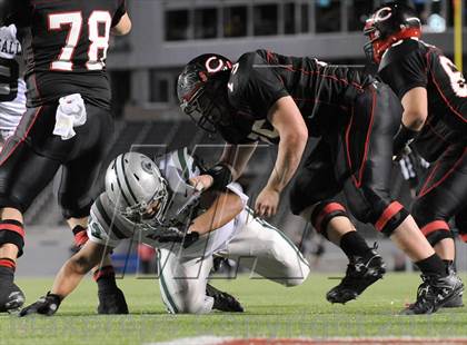 Thumbnail 3 in De La Salle vs. Centennial (CIF State Open Division Final) photogallery.
