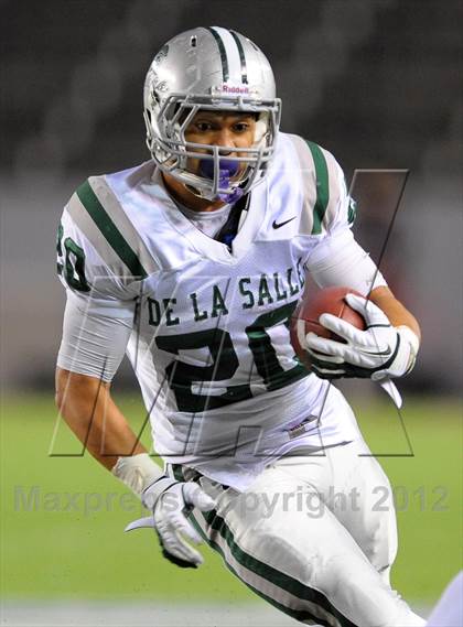 Thumbnail 2 in De La Salle vs. Centennial (CIF State Open Division Final) photogallery.