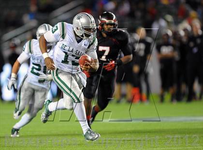 Thumbnail 3 in De La Salle vs. Centennial (CIF State Open Division Final) photogallery.