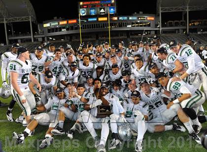 Thumbnail 2 in De La Salle vs. Centennial (CIF State Open Division Final) photogallery.