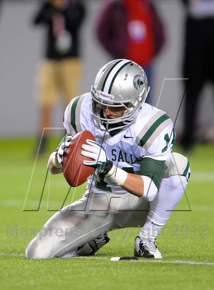 Thumbnail 1 in De La Salle vs. Centennial (CIF State Open Division Final) photogallery.