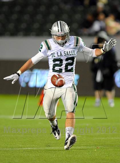 Thumbnail 3 in De La Salle vs. Centennial (CIF State Open Division Final) photogallery.