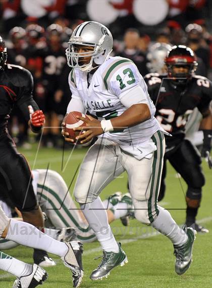 Thumbnail 1 in De La Salle vs. Centennial (CIF State Open Division Final) photogallery.