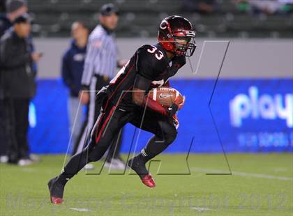 Thumbnail 1 in De La Salle vs. Centennial (CIF State Open Division Final) photogallery.