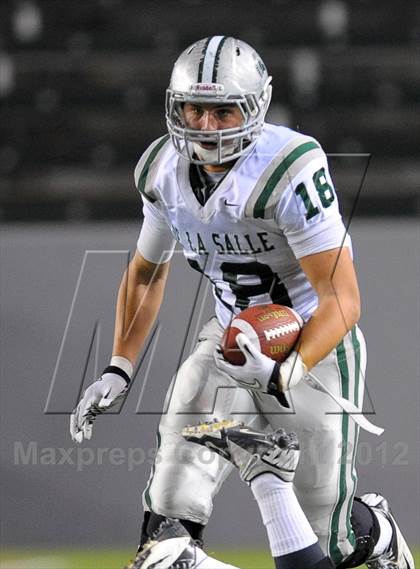 Thumbnail 3 in De La Salle vs. Centennial (CIF State Open Division Final) photogallery.