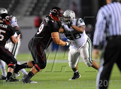 Thumbnail 3 in De La Salle vs. Centennial (CIF State Open Division Final) photogallery.