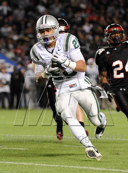 Thumbnail 2 in De La Salle vs. Centennial (CIF State Open Division Final) photogallery.