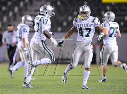 Thumbnail 3 in De La Salle vs. Centennial (CIF State Open Division Final) photogallery.