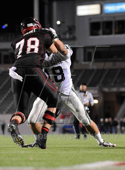 Thumbnail 1 in De La Salle vs. Centennial (CIF State Open Division Final) photogallery.