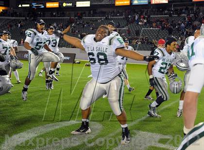 Thumbnail 1 in De La Salle vs. Centennial (CIF State Open Division Final) photogallery.