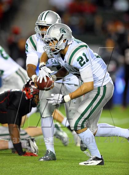 Thumbnail 2 in De La Salle vs. Centennial (CIF State Open Division Final) photogallery.