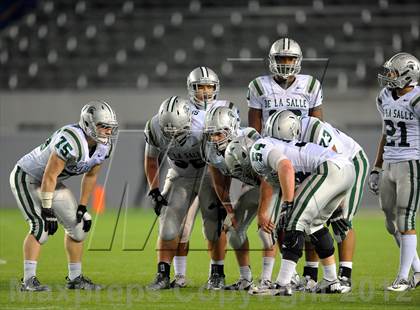 Thumbnail 2 in De La Salle vs. Centennial (CIF State Open Division Final) photogallery.