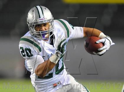 Thumbnail 3 in De La Salle vs. Centennial (CIF State Open Division Final) photogallery.