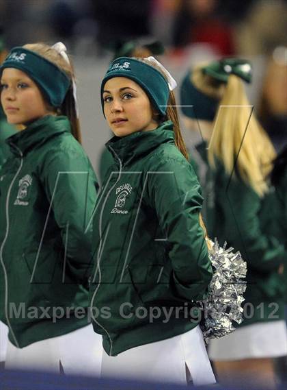 Thumbnail 1 in De La Salle vs. Centennial (CIF State Open Division Final) photogallery.