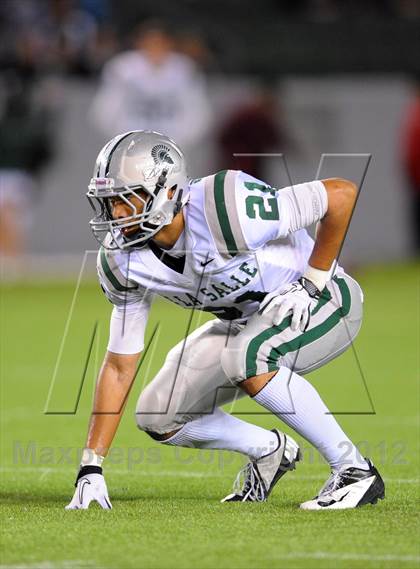 Thumbnail 2 in De La Salle vs. Centennial (CIF State Open Division Final) photogallery.